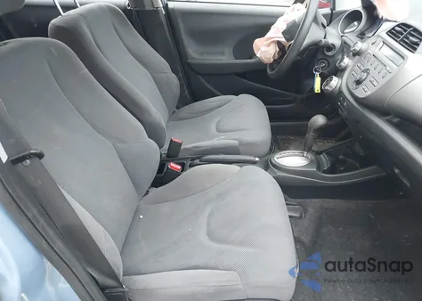 2010 Honda Fit from USA, damaged, VIN JHMGE8H27AC027070